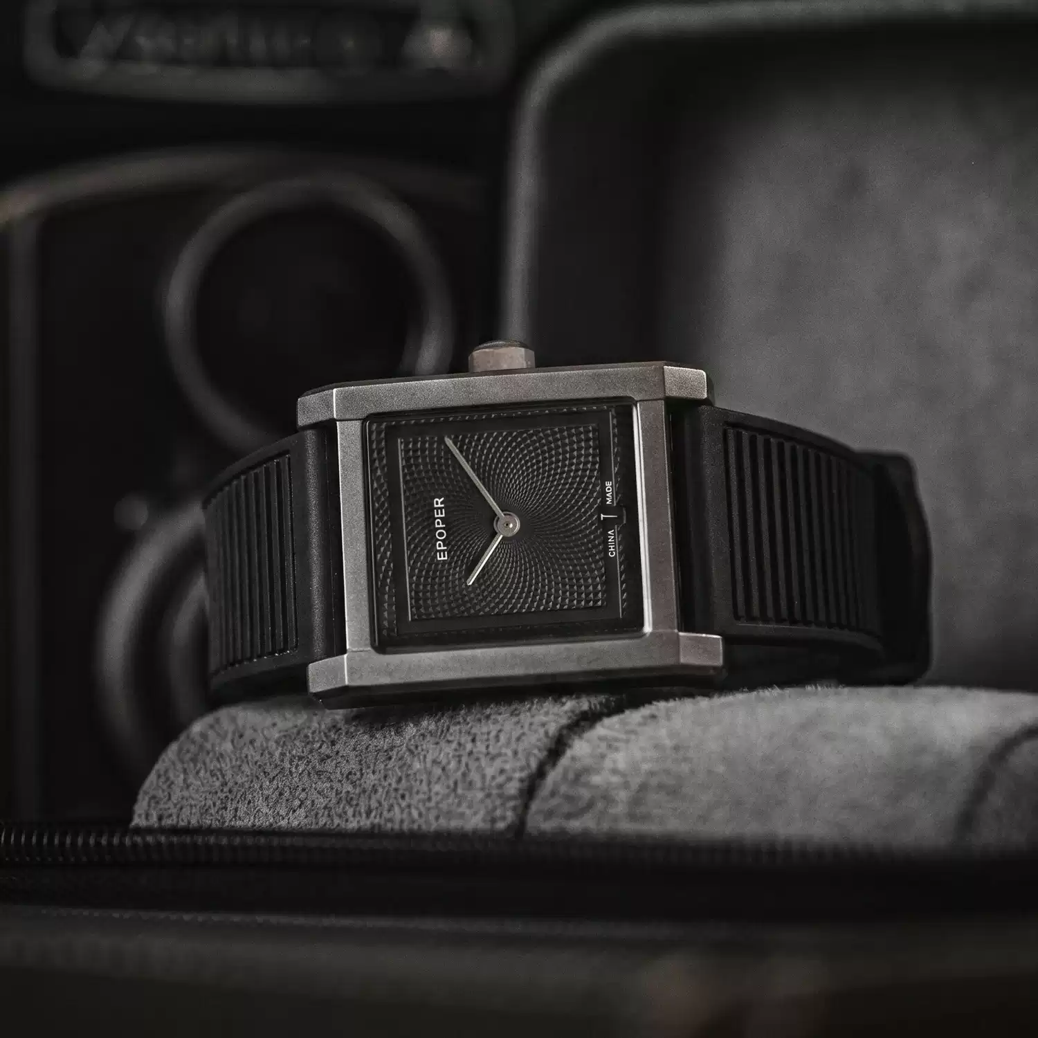 Jam Tangan Pria Dial Persegi Q - Smartwatch Vintage Watches For Men ulasan dan harga